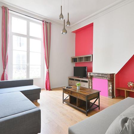 Appartement Quartier Place Des Vosges Paris Bagian luar foto